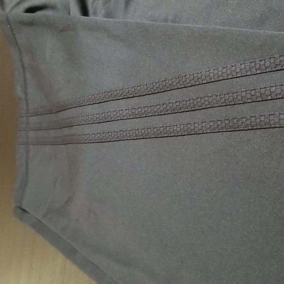 Adidas pants women (Like New) - Picture 2 of 4